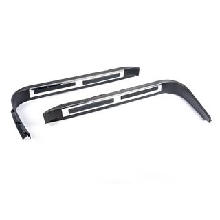Plastové prahové lišty s podsvícením (černé) Toyota Land Cruiser 200 2007–2021 fotografie 3