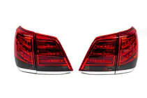 Toyota Land Cruiser 200 2007–2021 Zadní světla 2007-2015 V-3 (design Lexus 2012-2015) fotografie 3