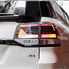 Toyota Land Cruiser 200 2007–2021 Zadní světla 2016+ (Executive Black) fotografie 8