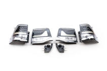 Toyota Land Cruiser 200 2007–2021 Zadní světla 2016+ (Executive Black) fotografie 9