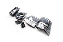 Toyota Land Cruiser 200 2007–2021 Zadní světla 2016+ (Executive Black) fotografie 10