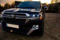 Toyota Land Cruiser 200 2007–2021 Přední světlomety 2016+ (Executive) fotografie 6