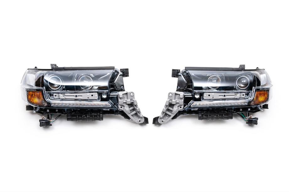 Toyota Land Cruiser 200 2007–2021 Přední světlomety 2016+ (Executive) Kompletní sada (2 ks) Fotografie 12