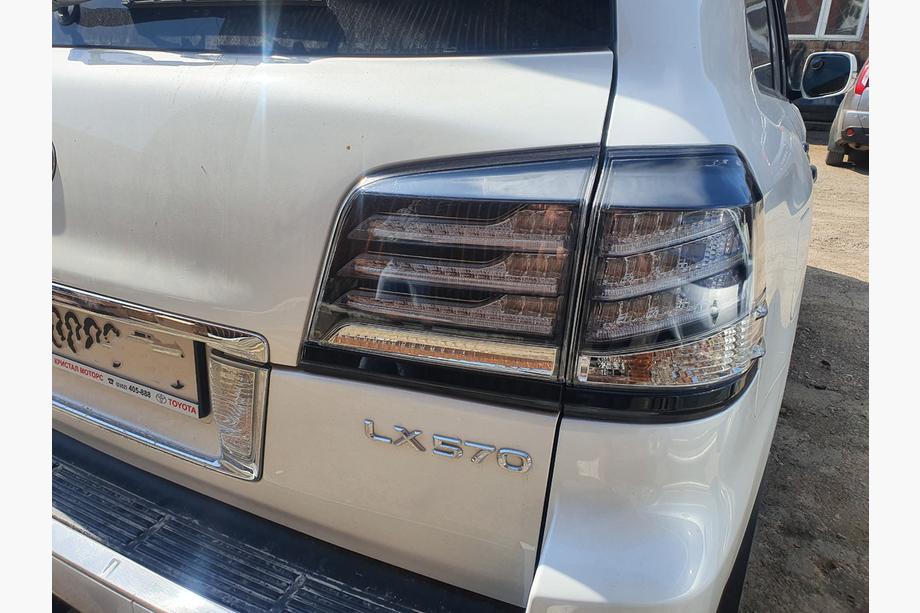 Lexus LX570/450d 2008–2022 Zadní brzdová světla 2012-2015 (Supercharger, 2 ks) Fotografie 5