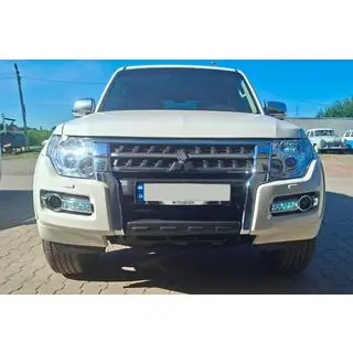 Faceliftová sada (přední nárazník) Mitsubishi Pajero Wagon IV 2006–2021 fotografie 1