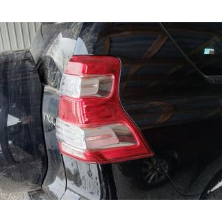 Zadní světla Design 2013 (2009-2017, 2 ks) Toyota Land Cruiser Prado 150 2009–2023 fotografie 1