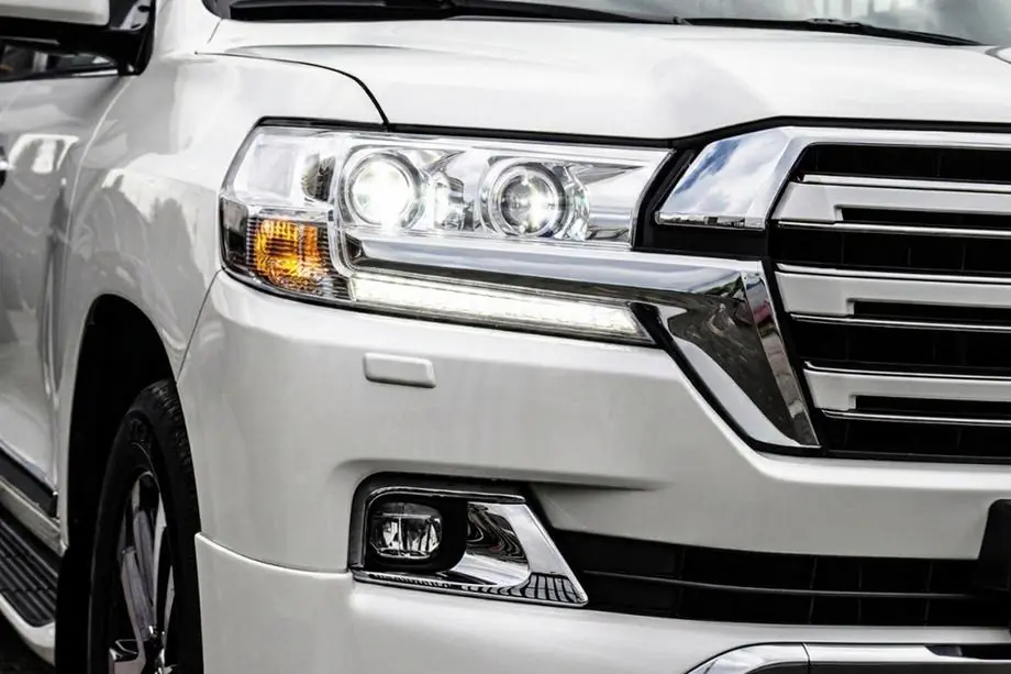 Toyota Land Cruiser 200 2007–2021 Přední světlomety 2016+ (Standart) Image