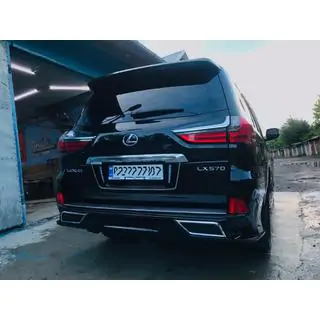 Ochranný kryt hrany zadního nárazníku (2016+, 2 ks) Lexus LX570/450d 2008–2022 fotografie 3
