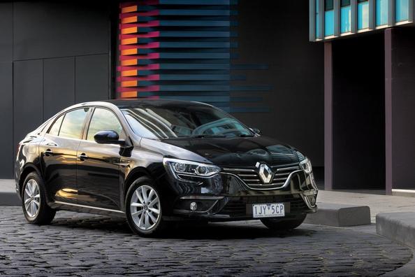 Recenze sedanu Renault Megane čtvrté generace