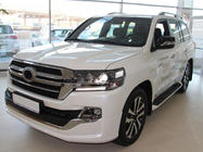 Toyota Land Cruiser 200 2007–2021 Maska chladiče 2016-2021 (design 2019) Bez kamery fotografie 5