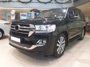 Toyota Land Cruiser 200 2007–2021 Maska chladiče 2016-2021 (design 2019) Bez kamery fotografie 6