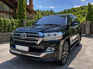 Toyota Land Cruiser 200 2007–2021 Sada bodykitu 2016-2021 (Executive 2019) fotografie 5