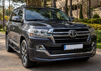 Toyota Land Cruiser 200 2007–2021 Sada bodykitu 2016-2021 (Executive 2019) fotografie 7