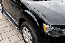 Mitsubishi Outlander 2006–2012 Boční prahy Fullmond (2 ks, hliníkové) fotografie 1