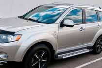 Mitsubishi Outlander 2006–2012 Boční nášlapy Allmond Grey (2 ks, hliník) fotografie 1