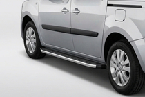 Renault Kangoo 2008–2020 Boční nášlapy Fullmond (2 ks, hliník) fotografie 1