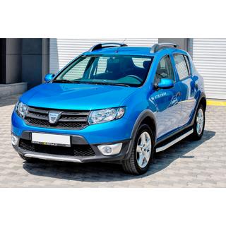 Boční nášlapy Fullmond (2 ks, hliník) Dacia Sandero 2013–2020 fotografie 1