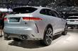 Vyladěná verze prémiového crossoveru Jaguar F-Pace SVR fotografie 8