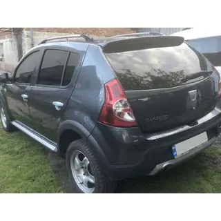 Spoiler (k lakování) Dacia Sandero 2007–2013 fotografie 3