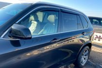 BMW X5 F15 2013–2018 Okenní deflektory s chromovou lištou (4 ks, HIC) fotografie 8