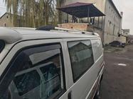Volkswagen T4 Transporter 1990–2003 Chromované střešní ližiny DORA (kovové uchycení) fotografie 3