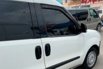 Fiat Doblo II 2010–2022 Okenní deflektory vkládací (2 ks, HIC) fotografie 4