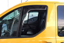 Peugeot Boxer 1994–2006 Okenní deflektory vkládací (2 ks, HIC) fotografie 1