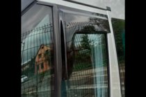 Ford Transit 2000–2014 Ofuky oken (2 ks, HIC) fotografie 10