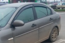 Hyundai Accent 2006–2010 Ofuky oken (4 ks, HIC) fotografie 6