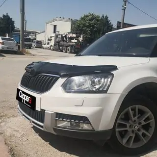 Deflektor kapoty 2013+ (EuroCap) Skoda Yeti 2009–2017 fotografie 2