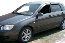 Kia Cerato 1 2004–2009 Deflektory oken SD (4 ks, HIC) fotografie 1