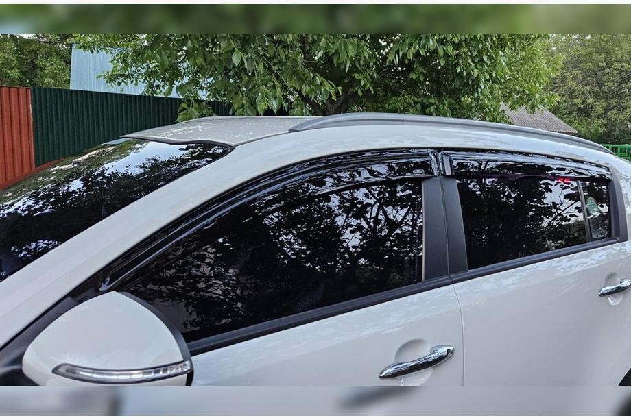 Kia Sportage 2010–2015 Ofuky oken (4 ks, HIC) Image
