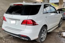 Mercedes GL/GLS třída X166 2012–2019 Ofuky oken (4 ks, HIC) fotografie 4