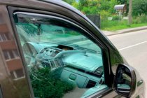 Mercedes Vito W639 2004–2014 Okenní deflektory vkládací (2 ks, HIC) fotografie 1