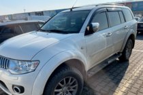 Mitsubishi Pajero Sport 2008–2015 Ofuky oken (4 ks, HIC) fotografie 7