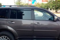 Mitsubishi Pajero Sport 2008–2015 Ofuky oken (4 ks, HIC) fotografie 8