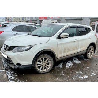 Okenní deflektory s chromovou lištou (4 ks, HIC) Nissan Qashqai 2014–2021 fotografie 4