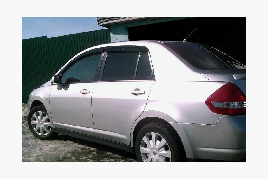 Nissan Tiida 2004–2011 Deflektory oken SD (4 ks, HIC) Image