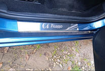 Citroen C-4 Picasso 2006–2013 Nerezové kryty prahů Carmos (4 ks) fotografie 1