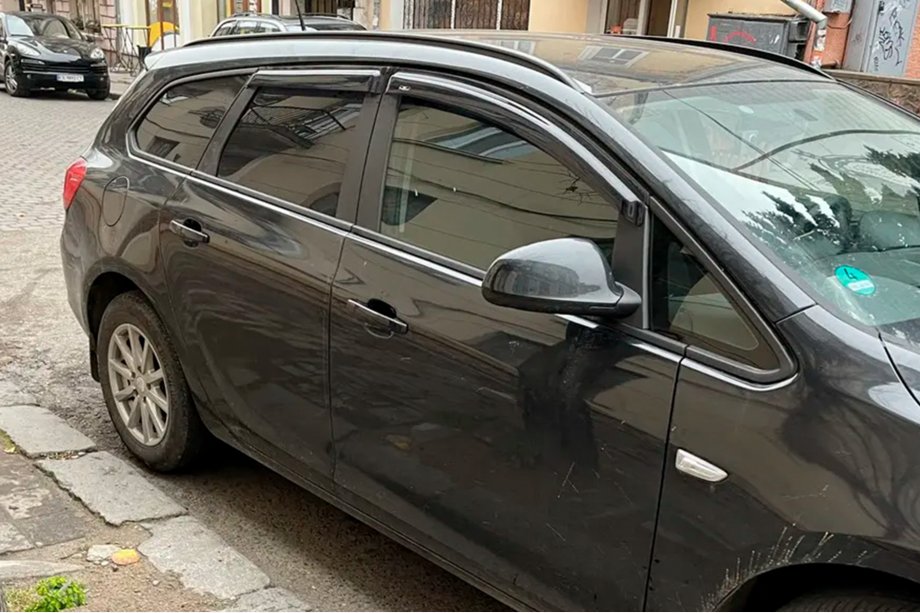 Opel Astra J 2009–2015 Okenní deflektory WG (4 ks, HIC) Image