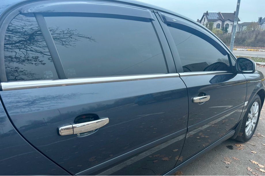 Opel Vectra C 2002–2008 Deflektory oken SD (4 ks, HIC) Image