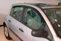 Renault Megane II 2004–2009 Ofuky oken HB (4 ks, HIC) fotografie 1