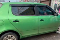 Skoda Fabia 2007–2014 Ofuky oken HB (4 ks, HIC) fotografie 2