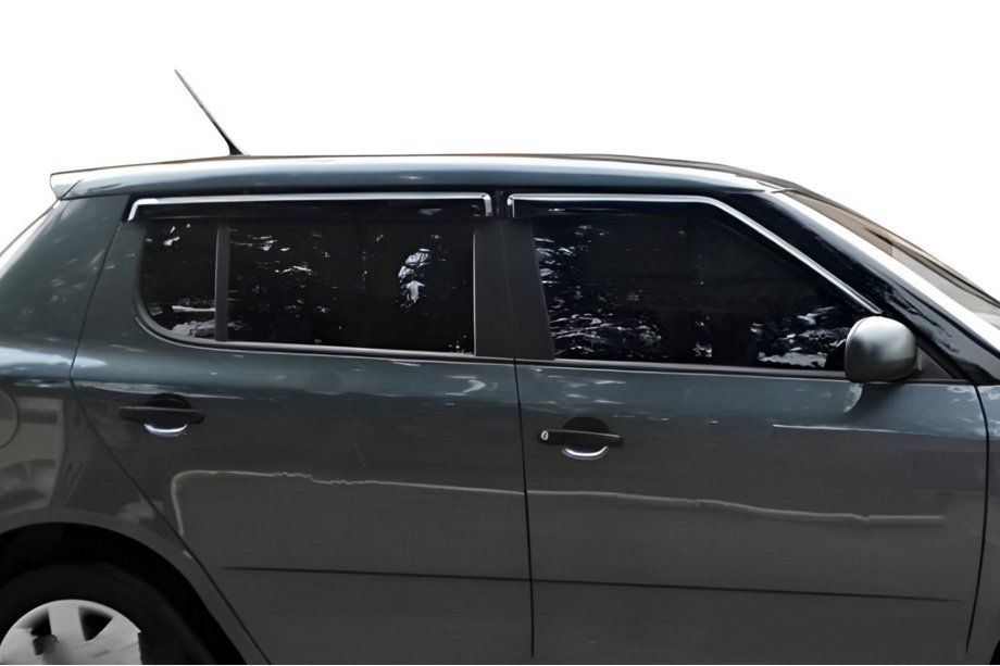 Skoda Fabia 2007–2014 Ofuky oken HB (4 ks, HIC) Image