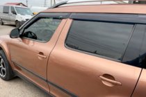 Skoda Yeti 2009–2017 Ofuky oken (4 ks, HIC) fotografie 3