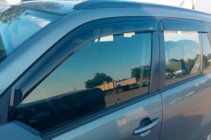 Suzuki Grand Vitara 2005–2017 Ofuky oken (4 ks, HIC) fotografie 9