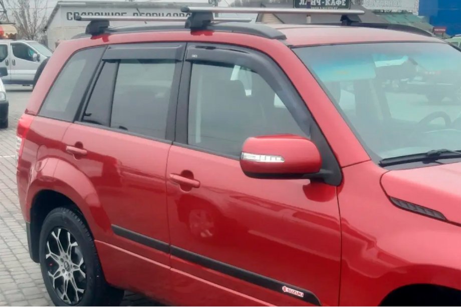 Suzuki Grand Vitara 2005–2017 Ofuky oken (4 ks, HIC) Image
