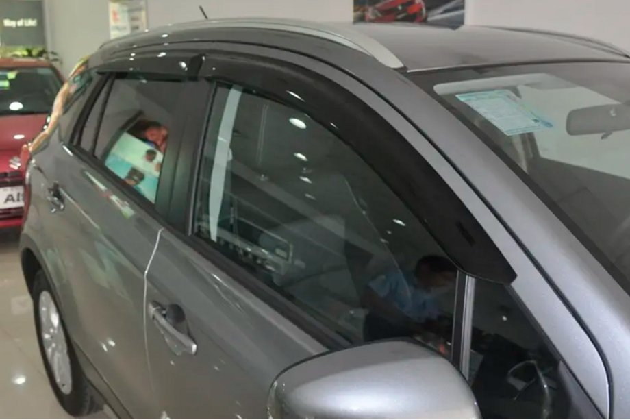 Suzuki SX4 S-Cross 2013–2016 Ofuky oken (4 ks, HIC) Image