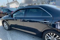 Toyota Camry 2011–2017 Okenní deflektory s chromovou lištou (2011-2017 EU / 2011-2014 USA, 4 ks, HIC) fotografie 3