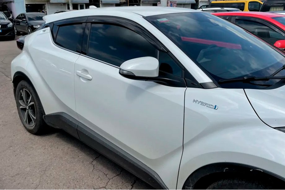 Toyota C-HR 2016–2023 Ofuky oken (4 ks, HIC) Image